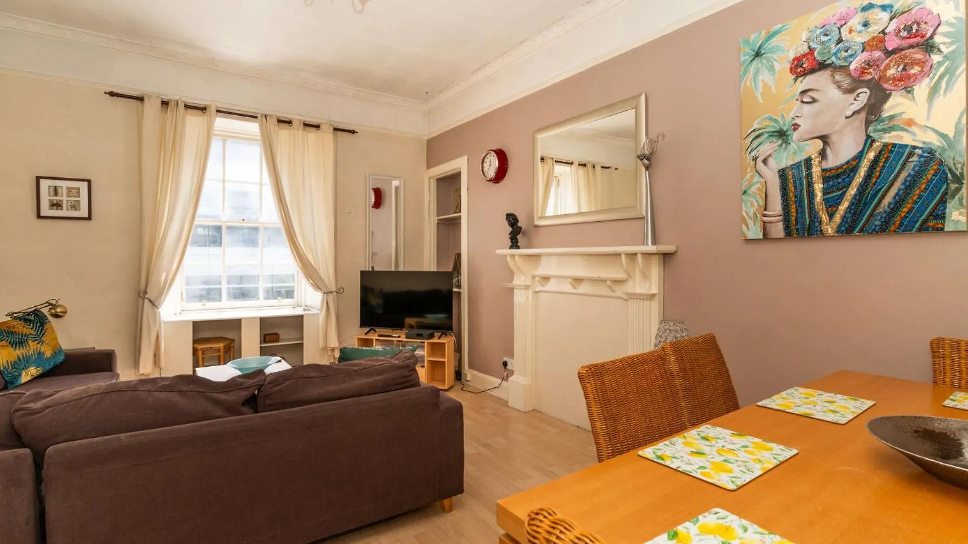 Charming 2Bd Flat 10 Minutes To Edinburgh Castle Appartement