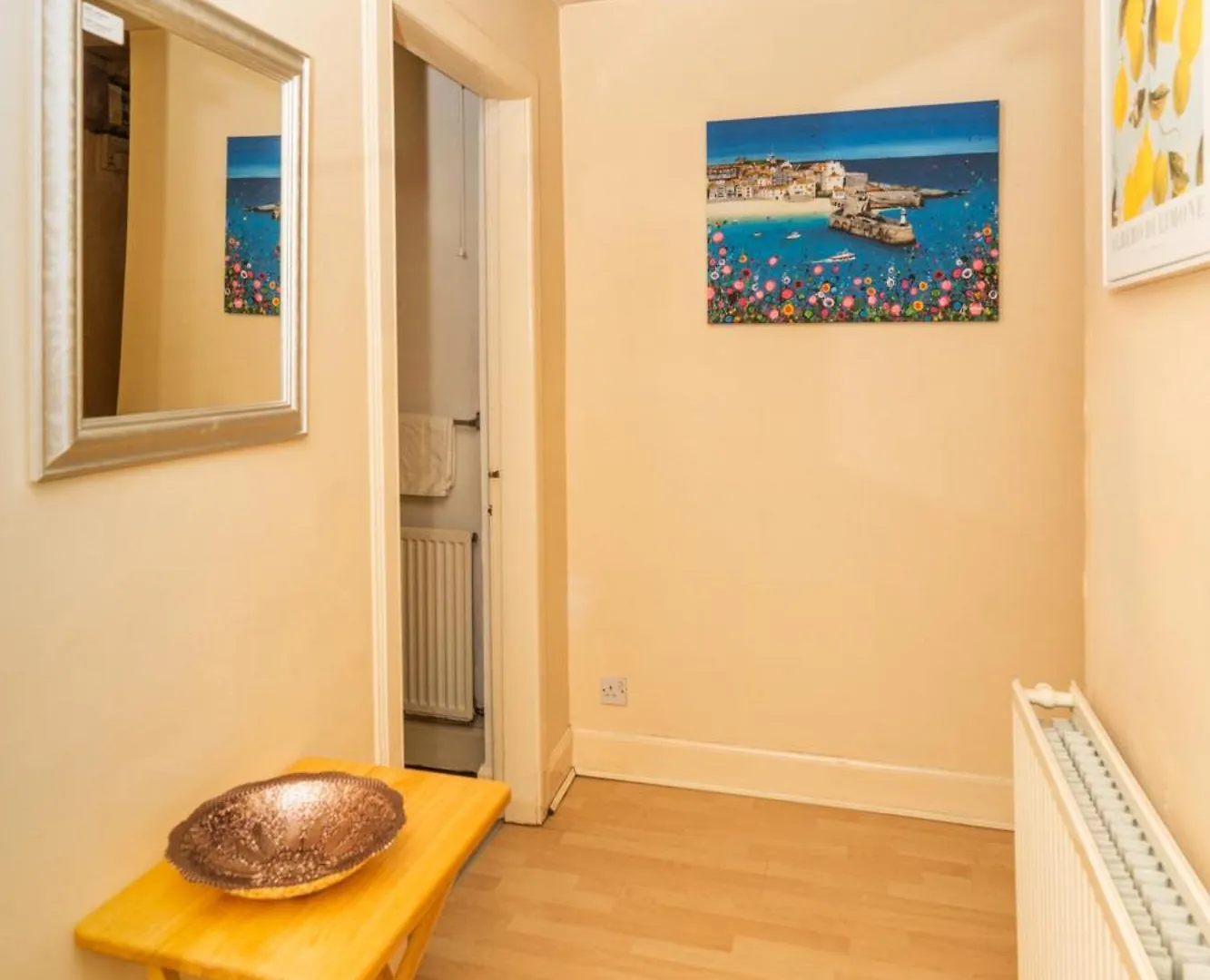 Charming 2Bd Flat 10 Minutes To Edinburgh Castle Lägenhet 0*,